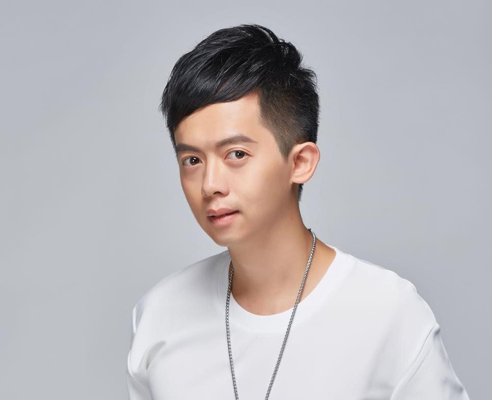 炎彬