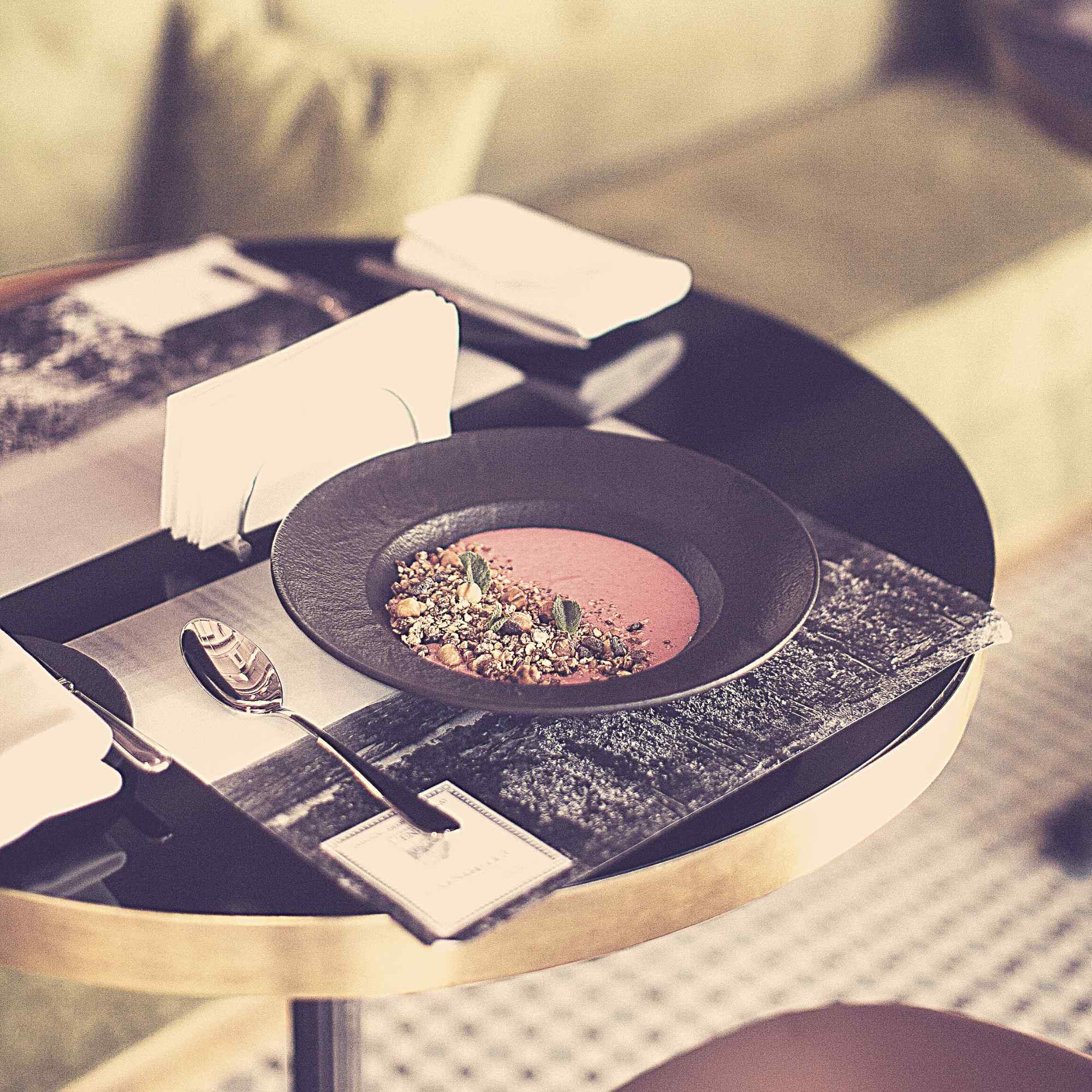 诗意的西班牙菜餐厅节奏