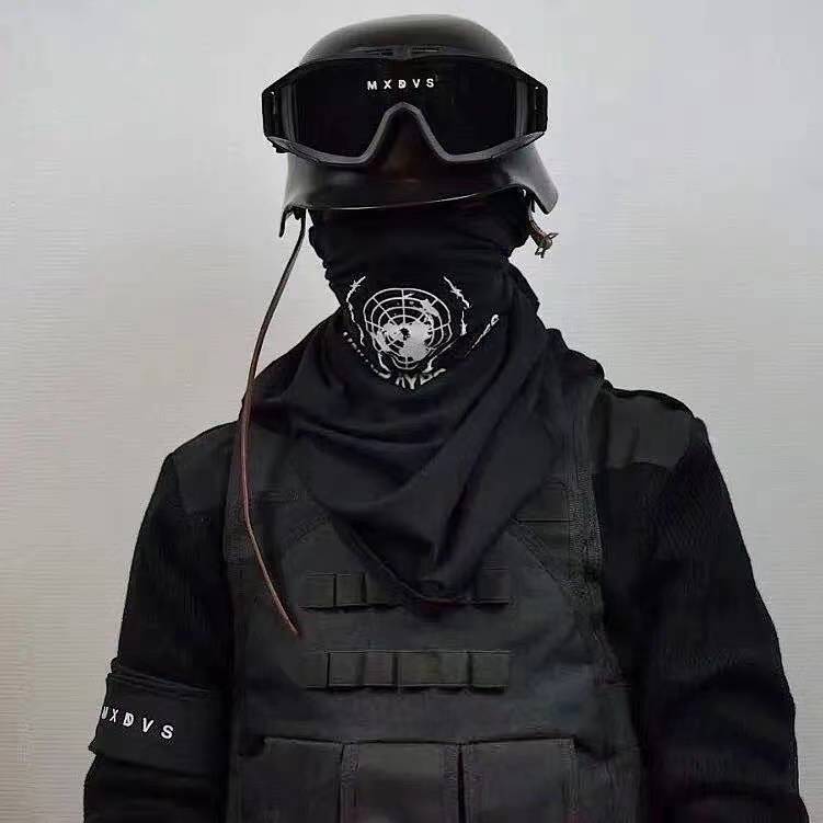 yyy封面
