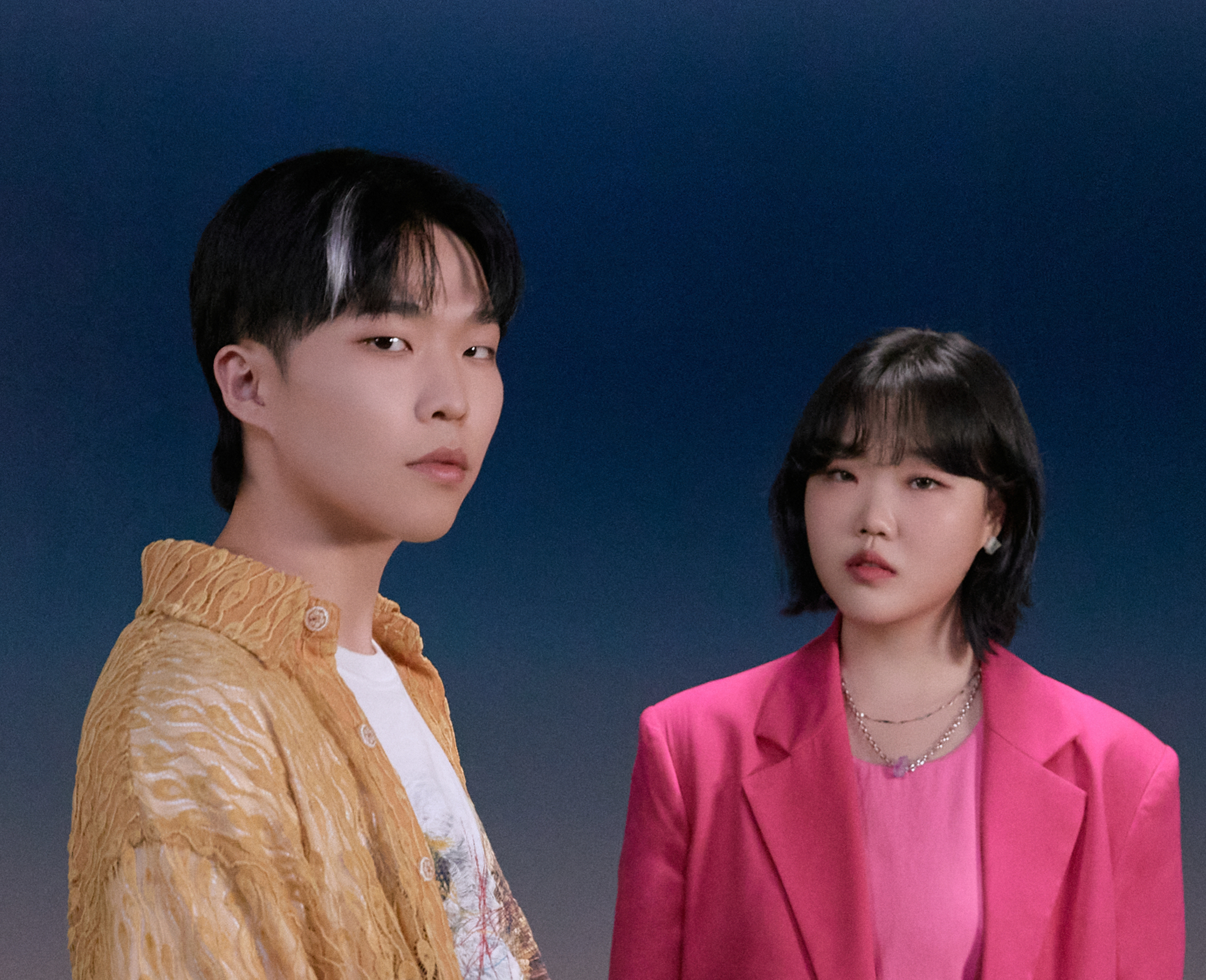 AKMU