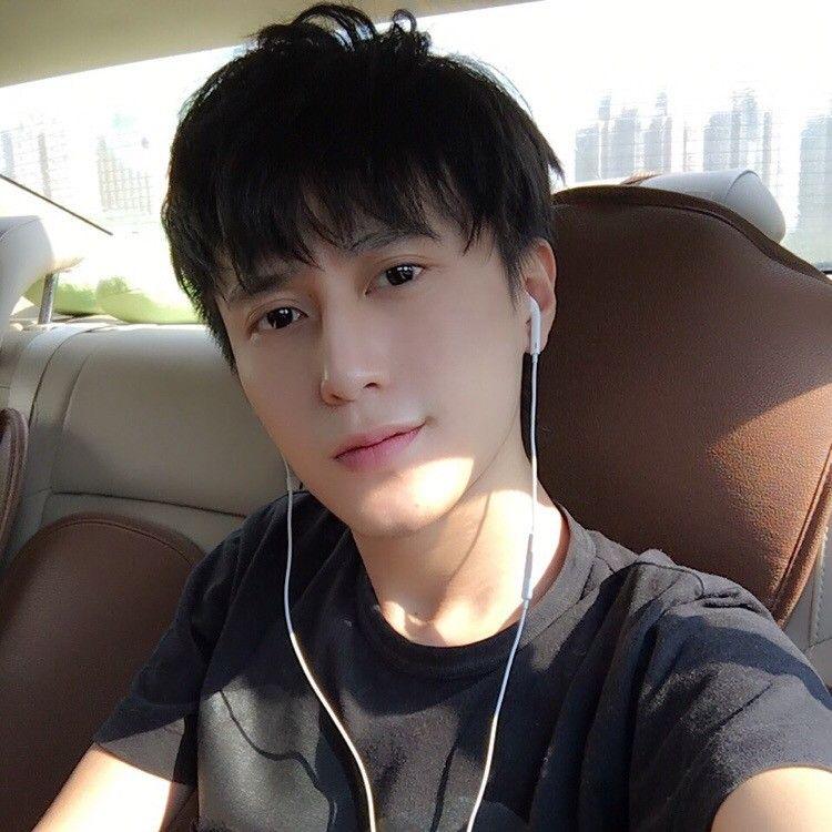 等爱的人 伴奏封面