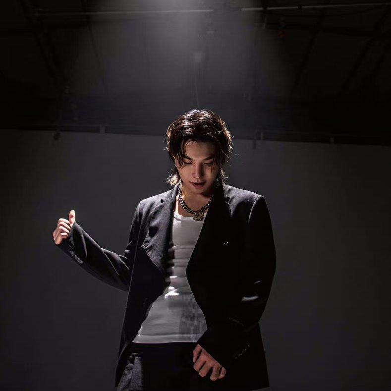 等一下就回家——浪漫旋律天花板