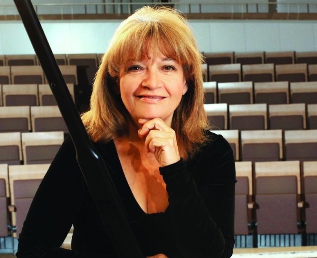 Idil Biret