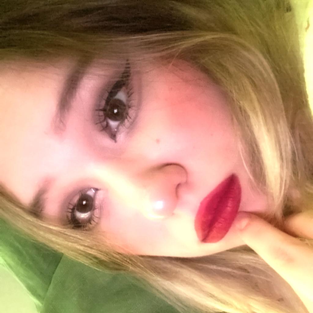 唐雅琳粉红色的风