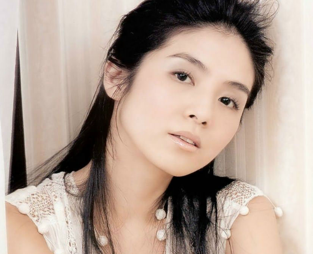 杨采妮