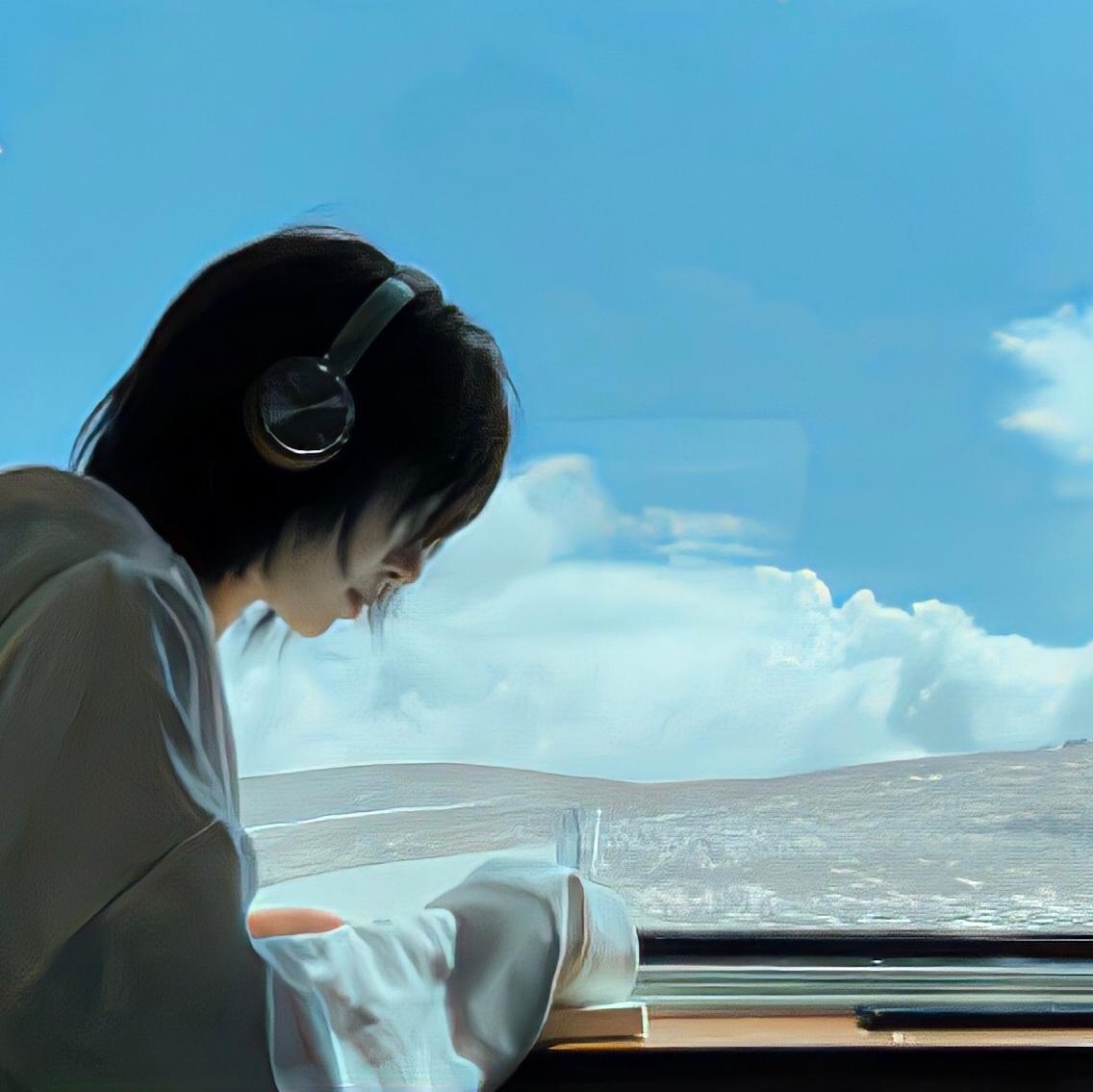 自由氛围｜刚刚到的地铁 吹着晚风 放空脑袋