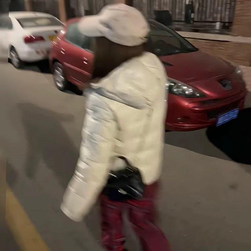 陈思淼and李姝涵封面