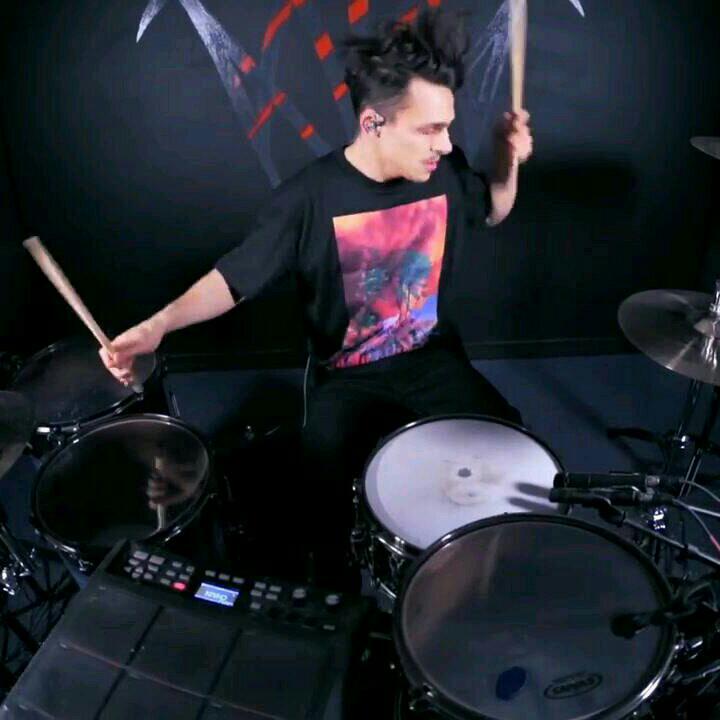 澳洲爆裂鼓手matt的drum cover