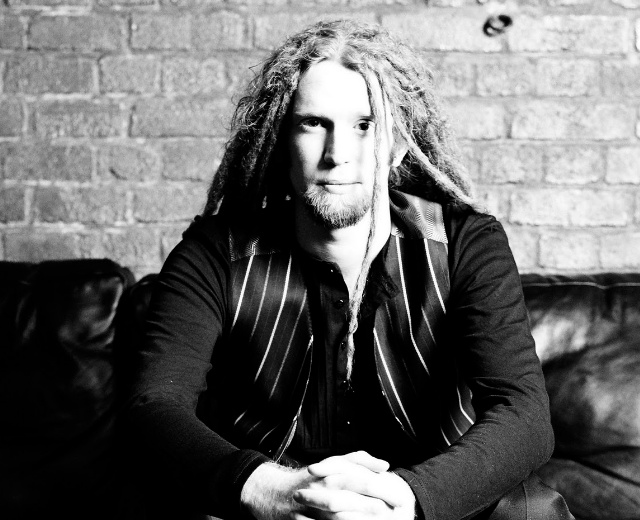 Newton Faulkner