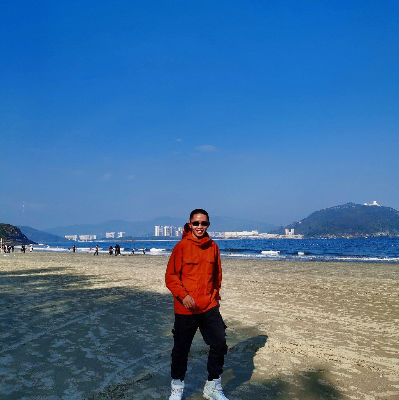 川川喜欢听歌哟