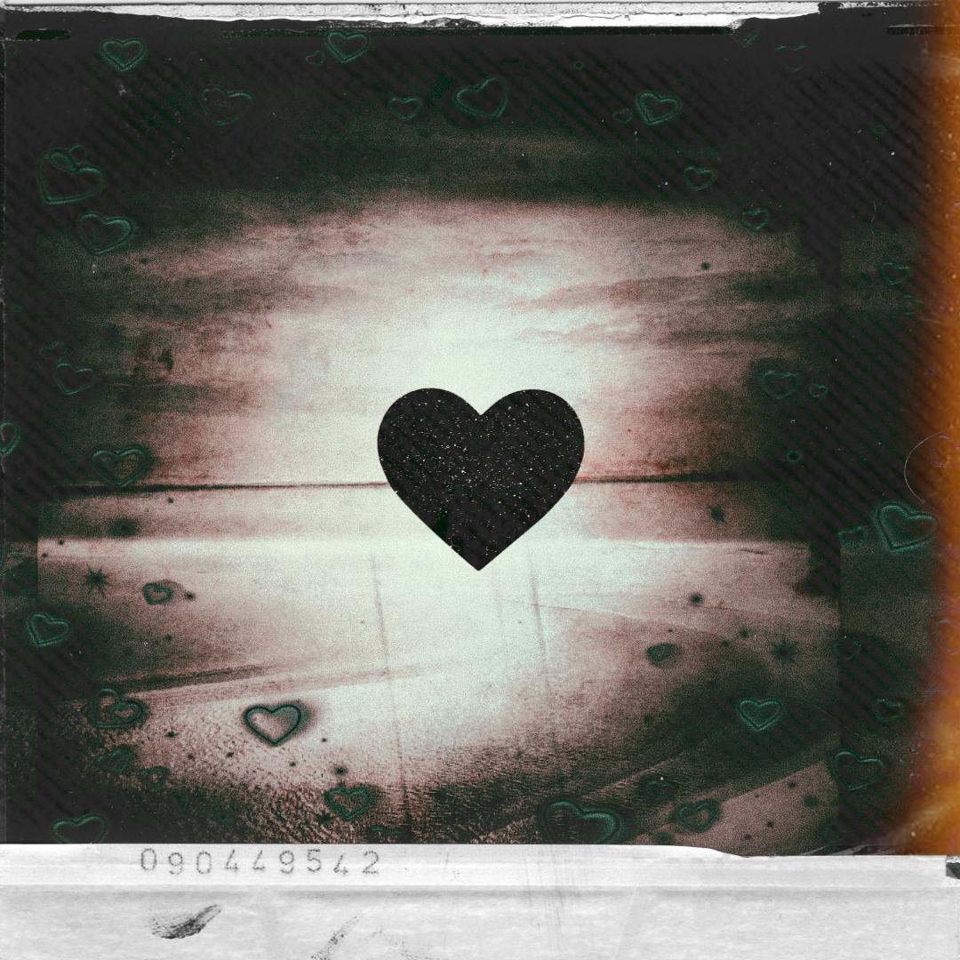 被 谎 言 破 碎 的 心