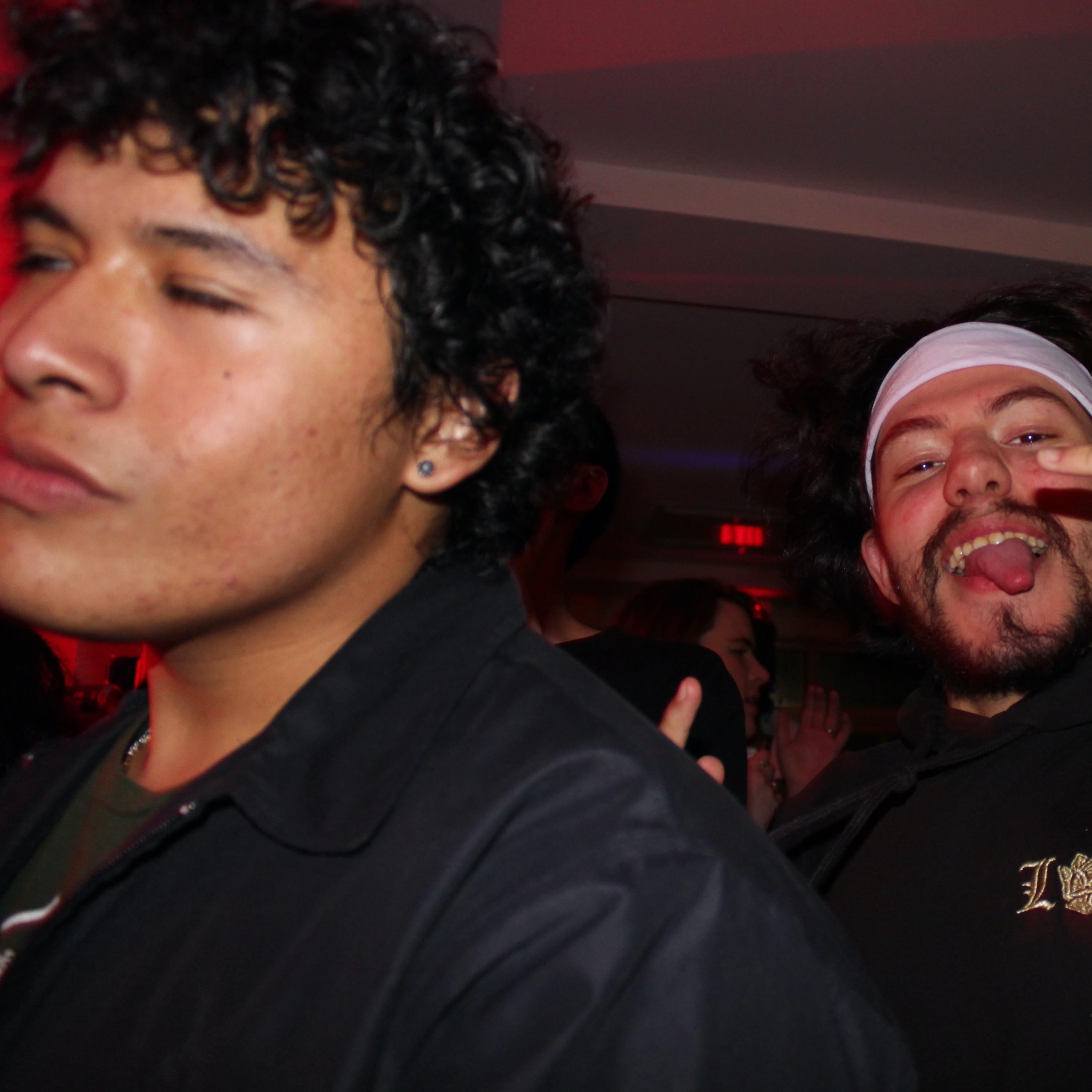 WHATCHA NEED HOE (feat. darwin!, Jared Flores & M.A.R)