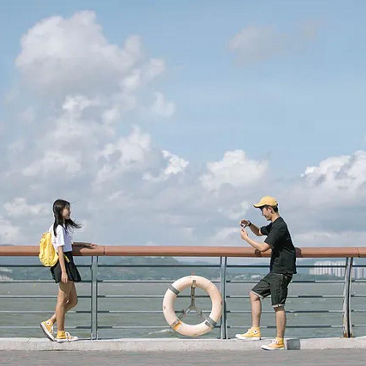 这风褛我给你磨到有襟花