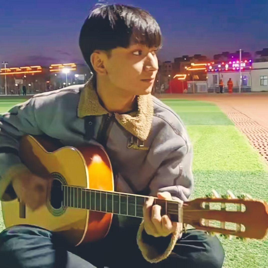 音乐人艾比布拉 - Tunjirat合唱版