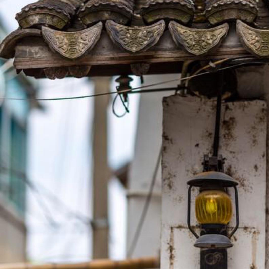 屋檐_朵建峰_屋檐 | 在线播放_屋檐歌词_屋檐下载 | 网易云音乐