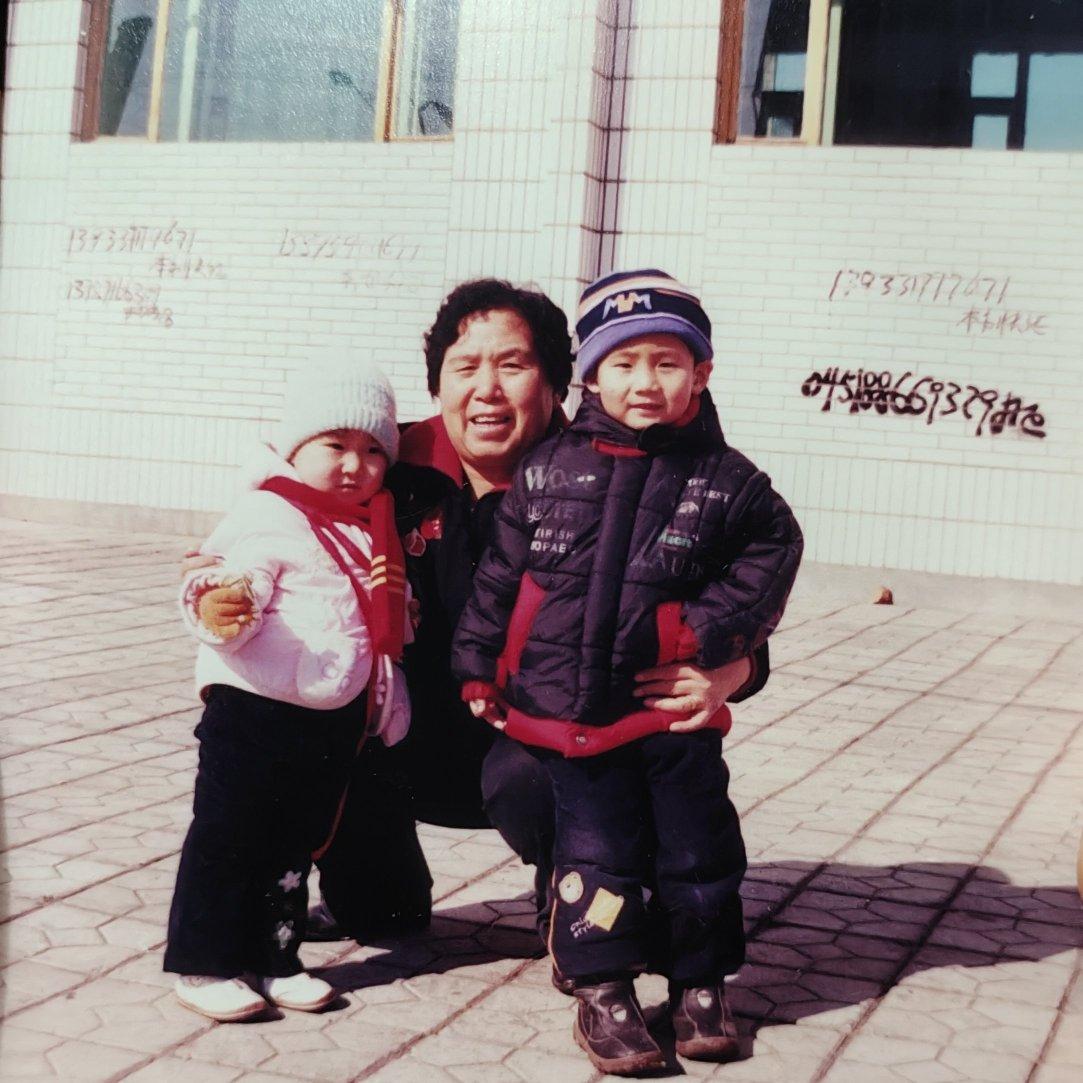 岳麓山车神也要生活