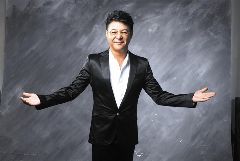 姜育恒的步伐,从《再回首》到《梅花三弄》