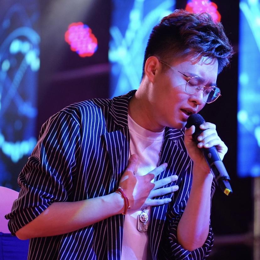 月关幺羽丿丿丿