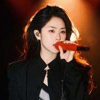 傲七爷（江偌绮）