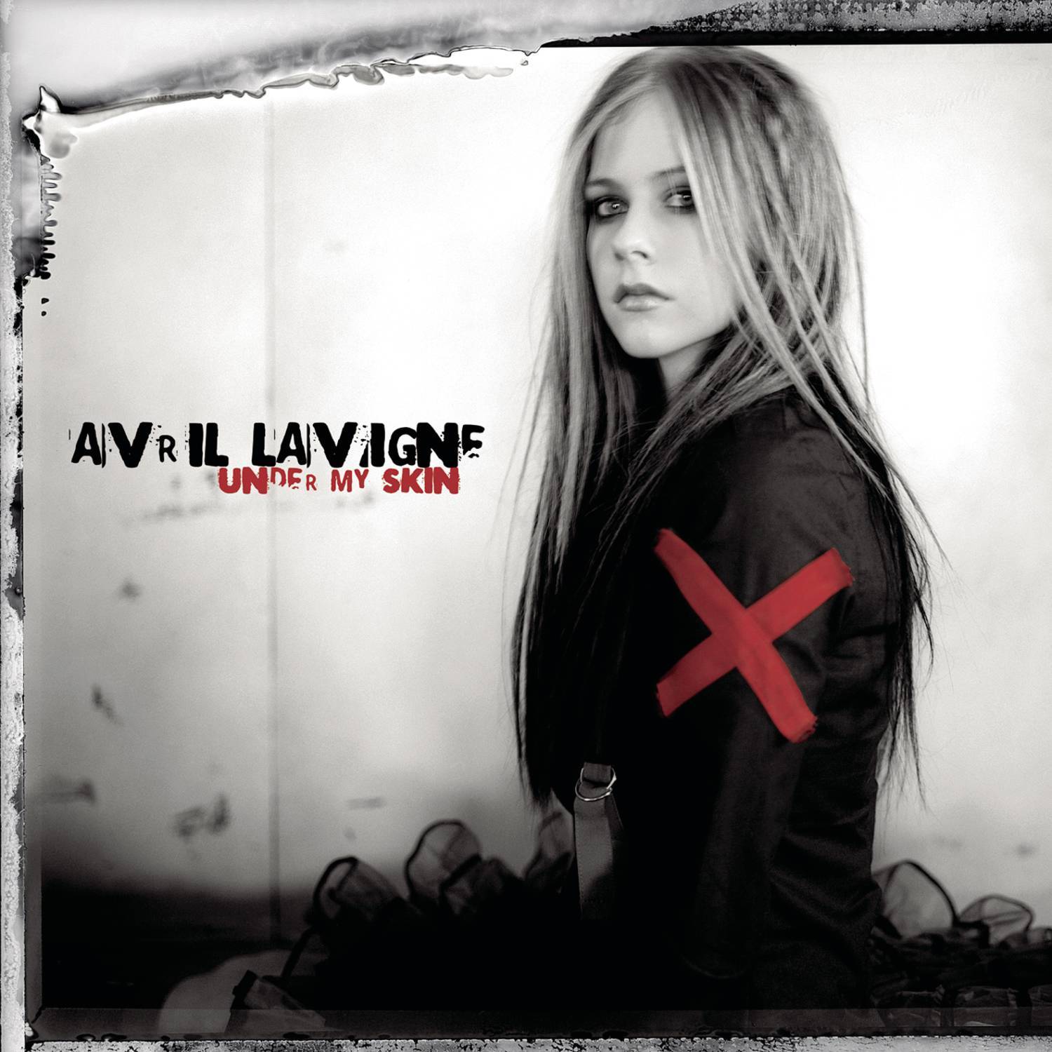 Avril Lavigne-《Under My Skin》 (Explicit)