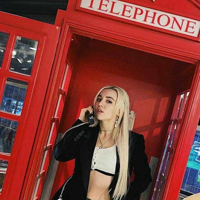 Ava Max