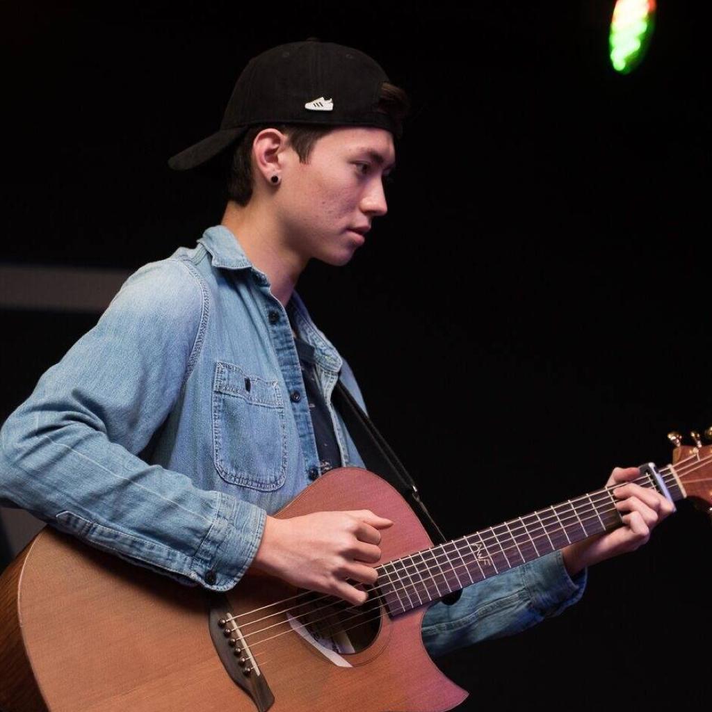 Andrew Foy指弹来源