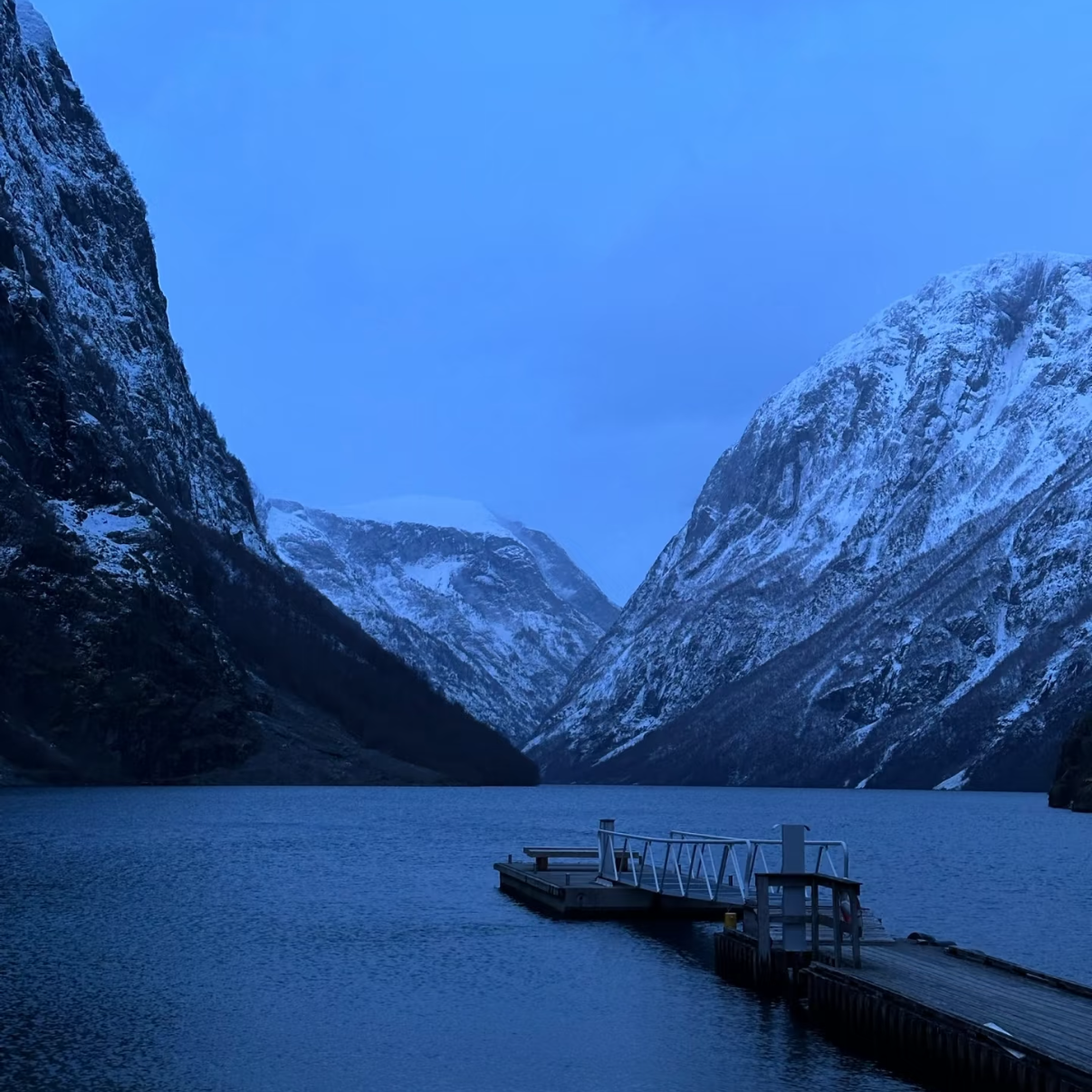 First Snow（第一场雪）（纯音乐）封面