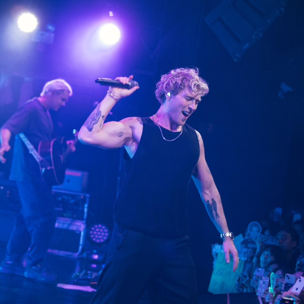 Christopher A Beautiful Live Tour