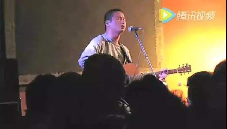 李志伴奏,木玛、朱格乐主唱的《梵高先生》,让现场炸了锅