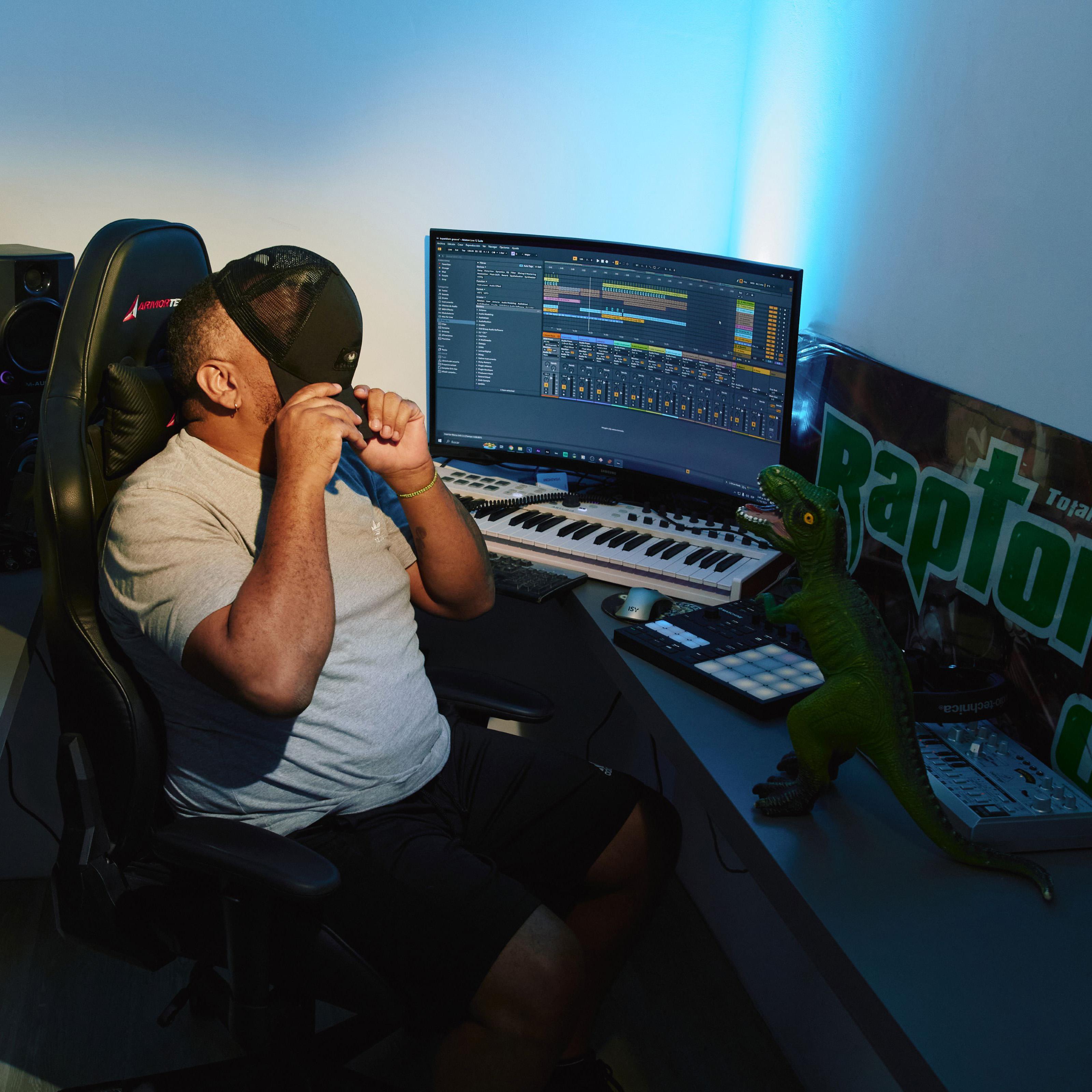 One Noise (Venezuelan Drums)