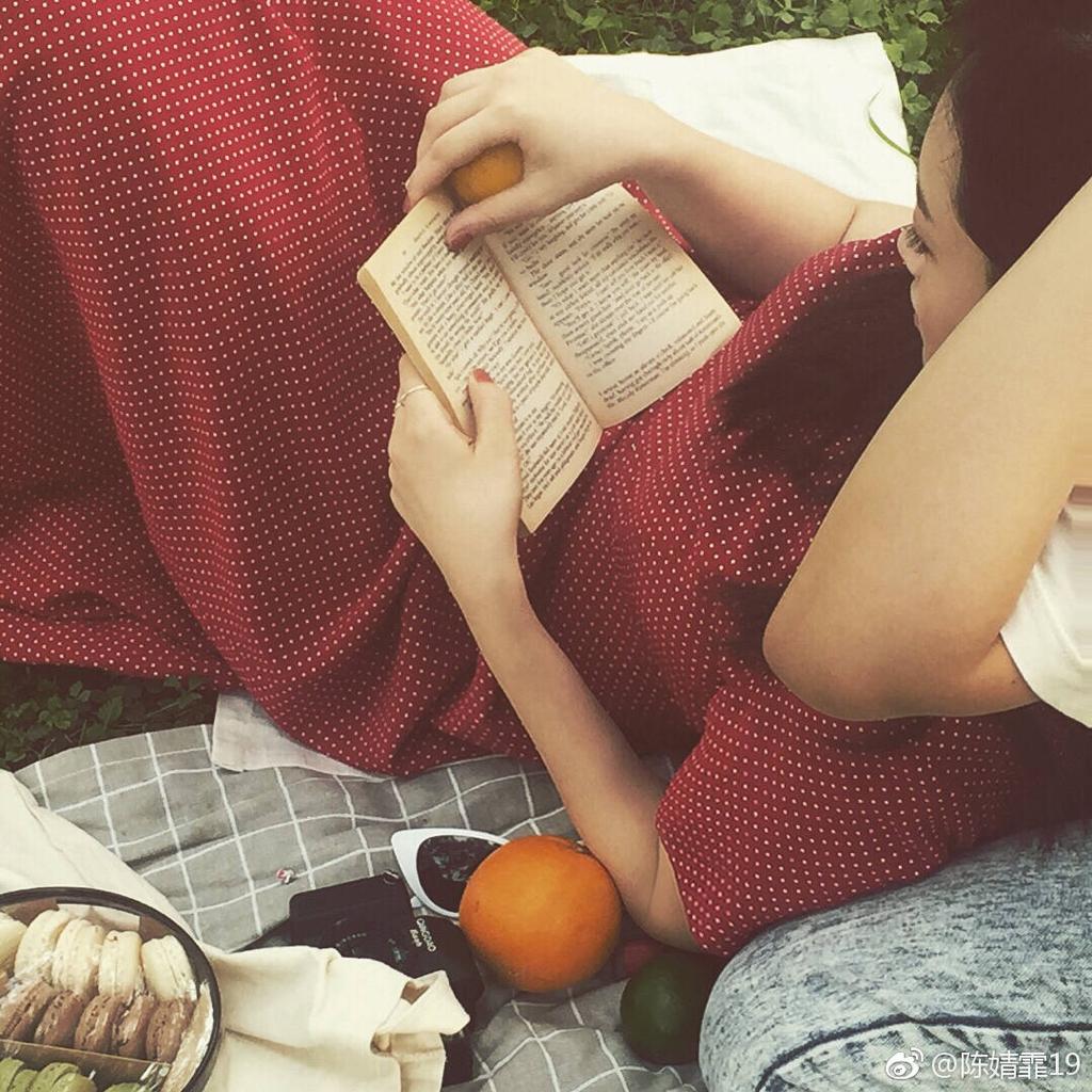 神秘内敛复古女王陈婧霏