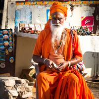 Yogi Chanting Om ASMR