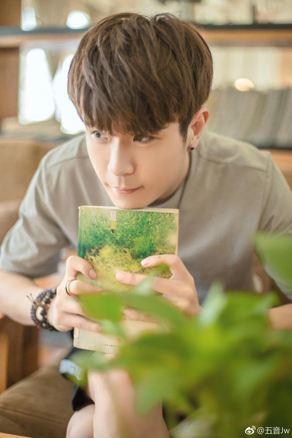 五音Jw:有的人,开口便是江湖