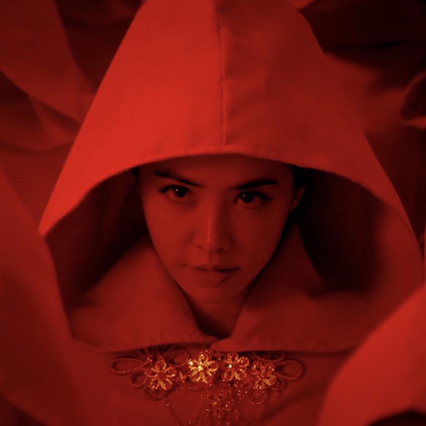 红衣女孩封面