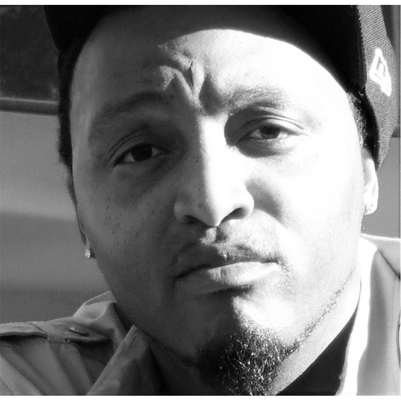 Swerve! (feat. Royal T, Shawty Mac, Captain & Rob D)