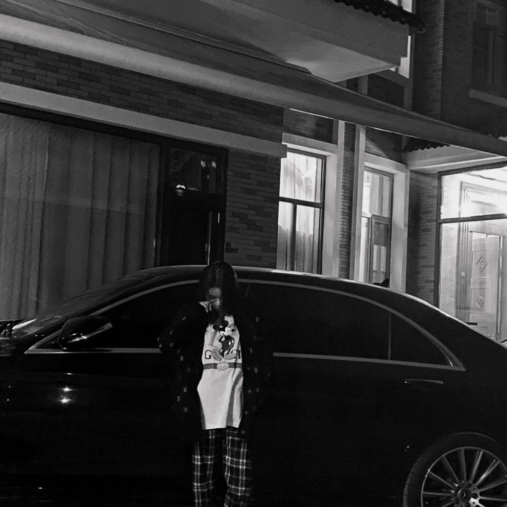 还是习惯晚睡-_