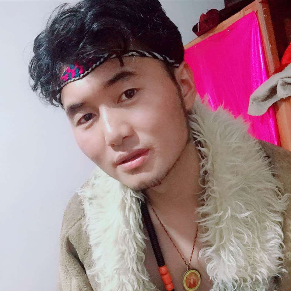 同心同德（翻自 巴青罗布旺堆）封面