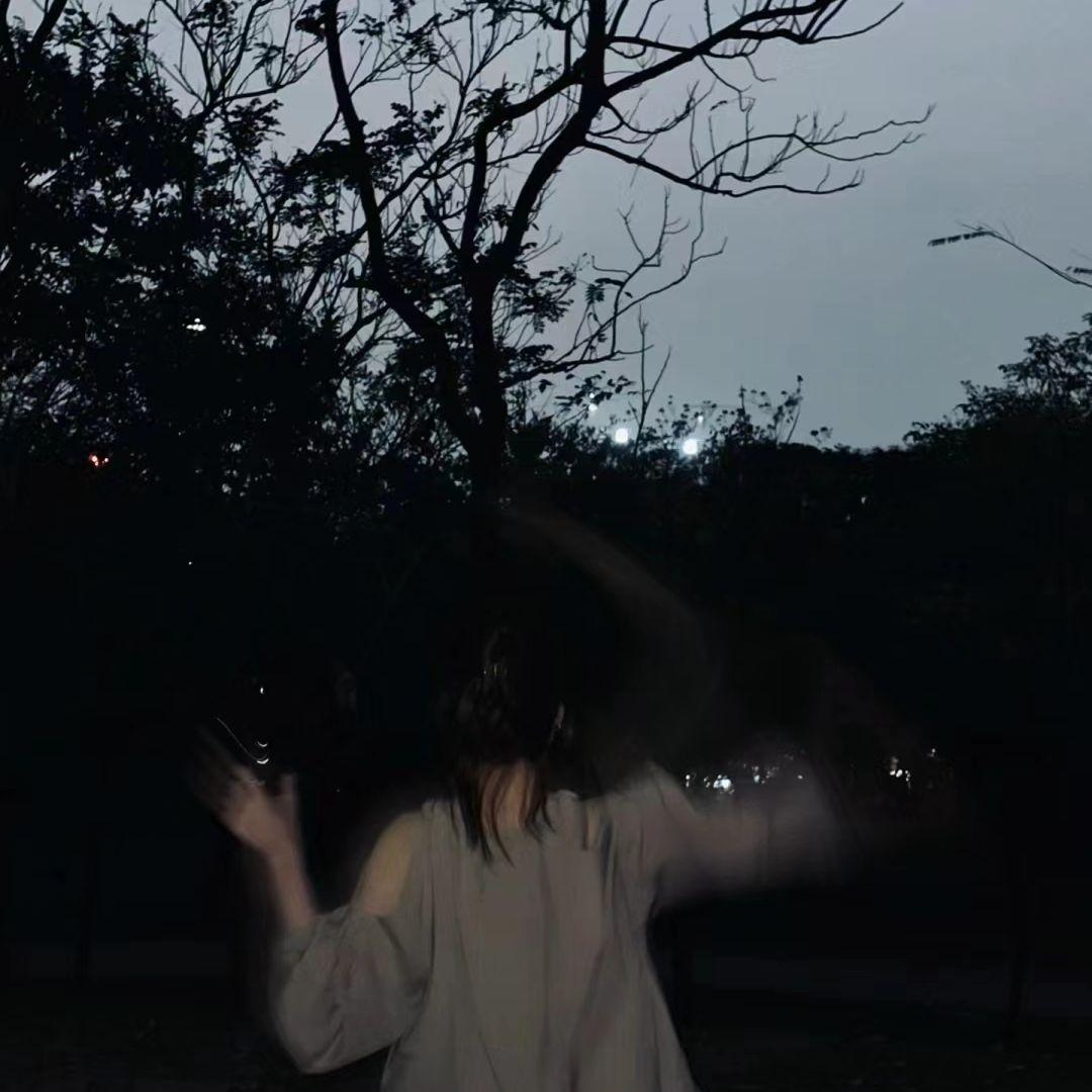 迟到的向日葵也会开花 - 陈右曦封面