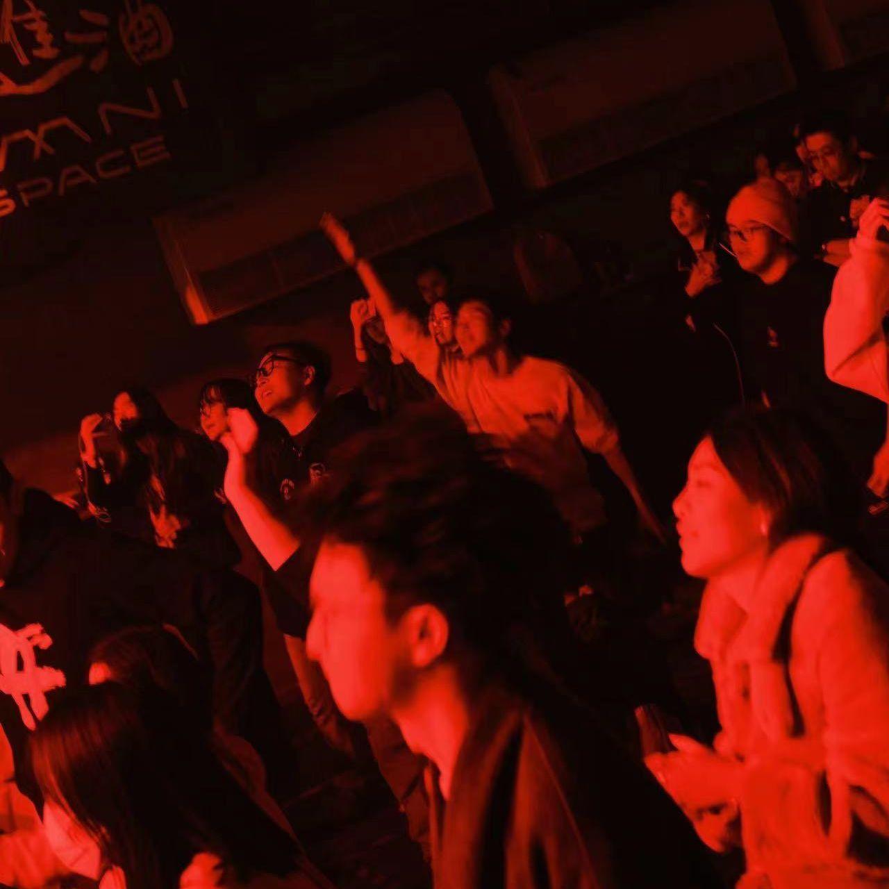 解脱（live）封面