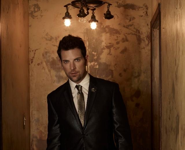 Chris Mann