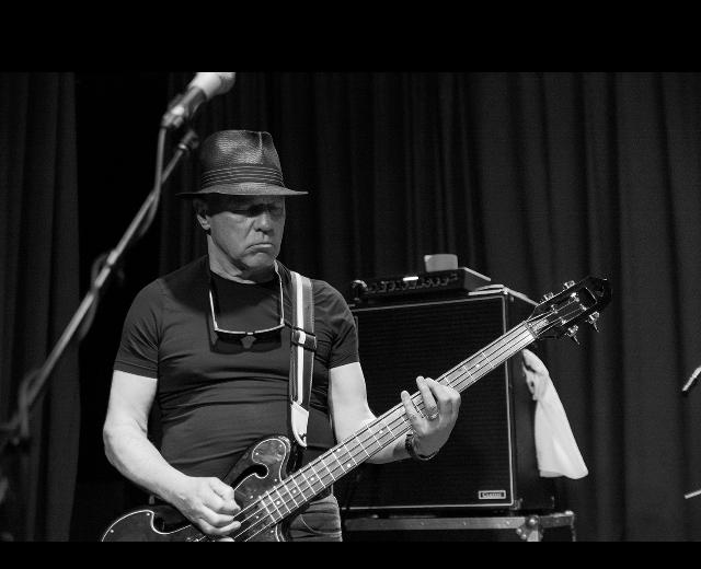 Graham Lewis