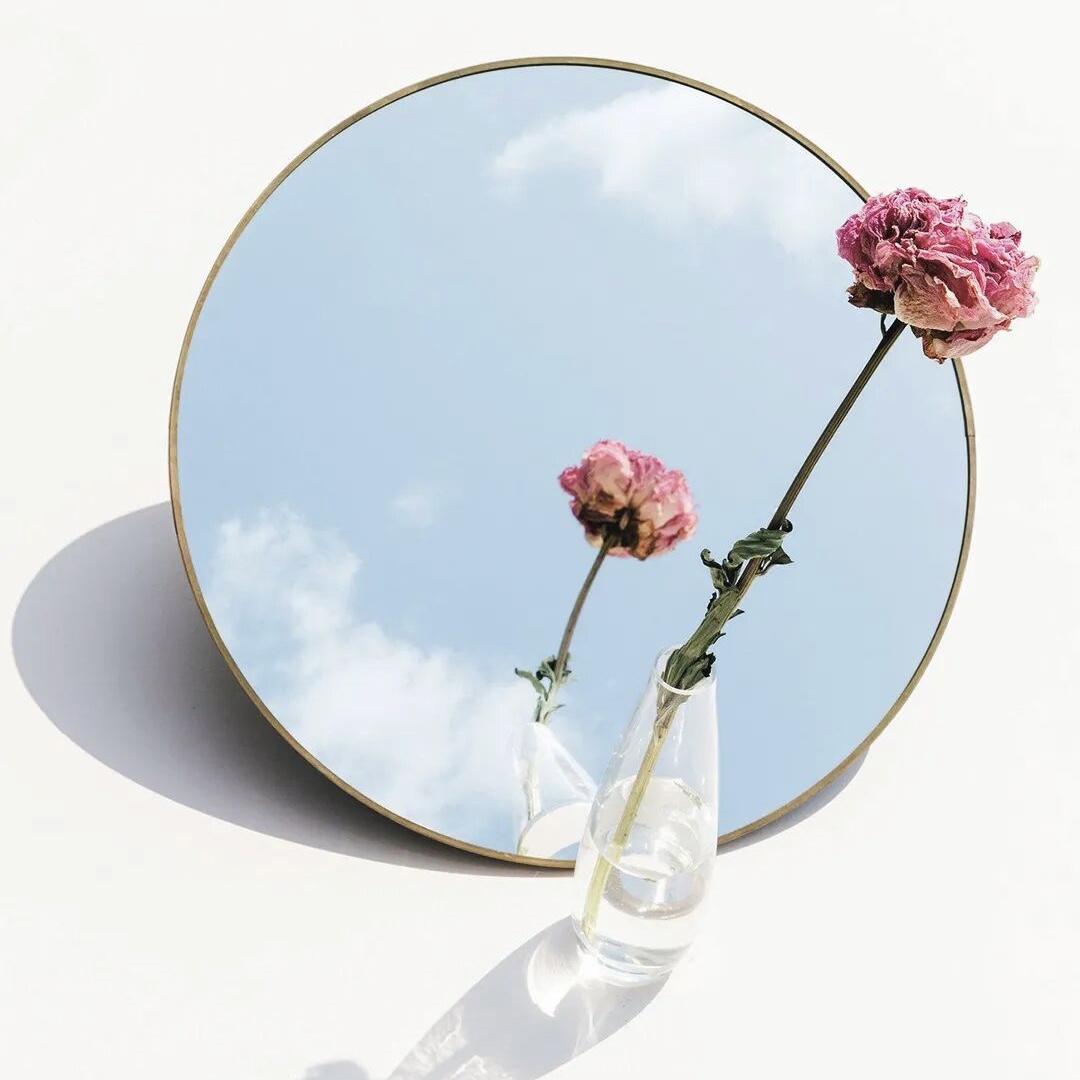 MIRROR - 艾瑞瑞瑞瑞封面