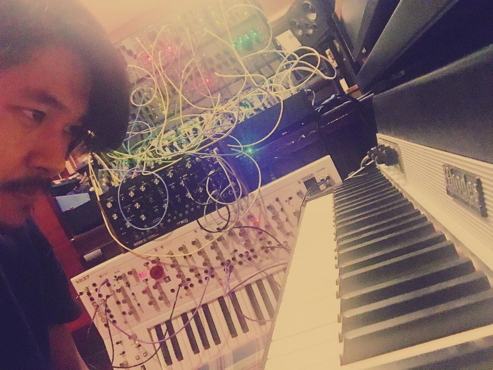 谭伊哲《制作人》:将音乐之“匠人精神”发扬光大