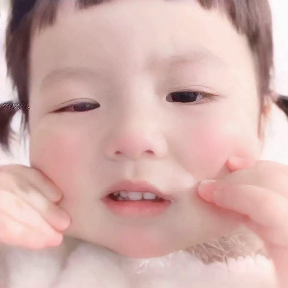 神总是忧郁又孤独的