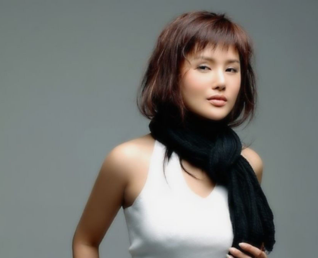杨欣