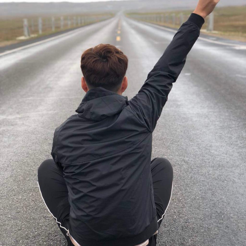 百感交集的盼望丶