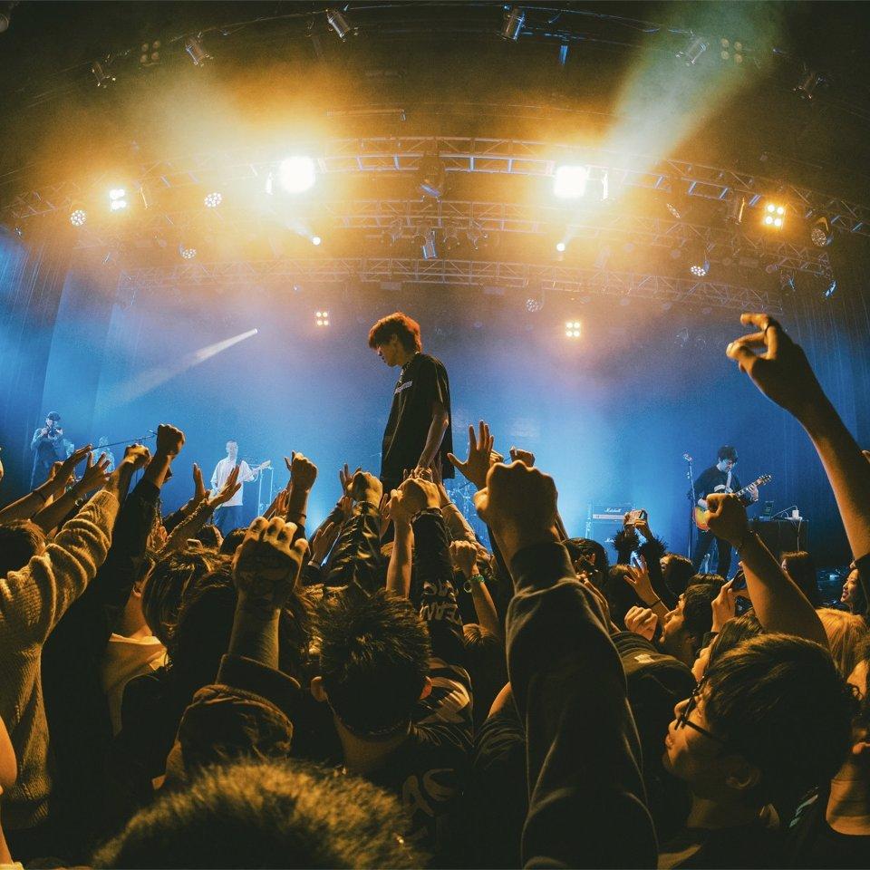 Life Awaits/NewTank/F.L.O.A.T（白羽）