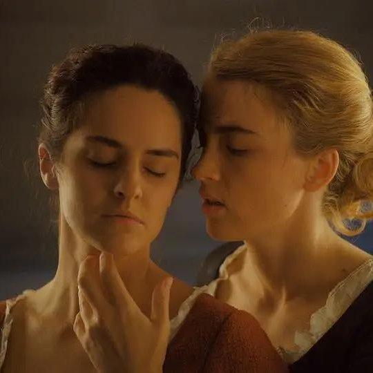 故事访谈氛围叙事轻音乐