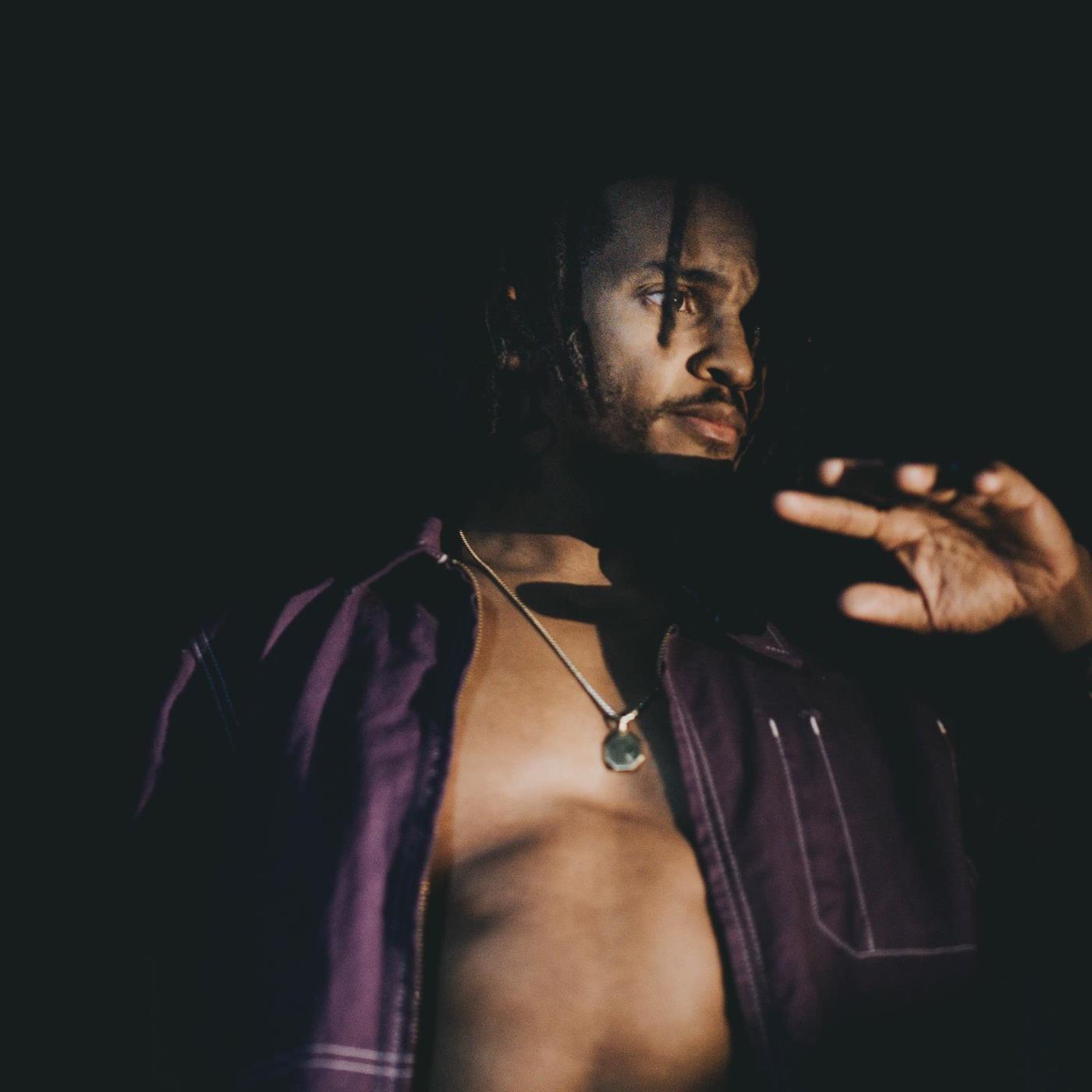 Fragile (feat. Appleby)