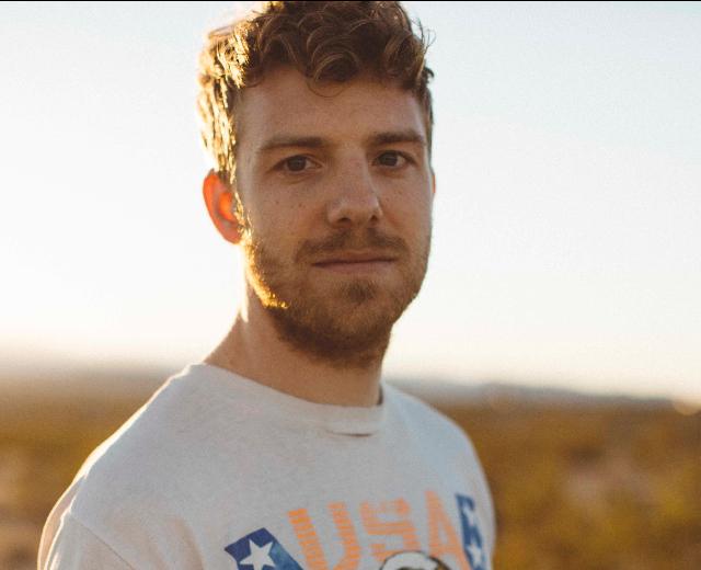 Andrew Belle